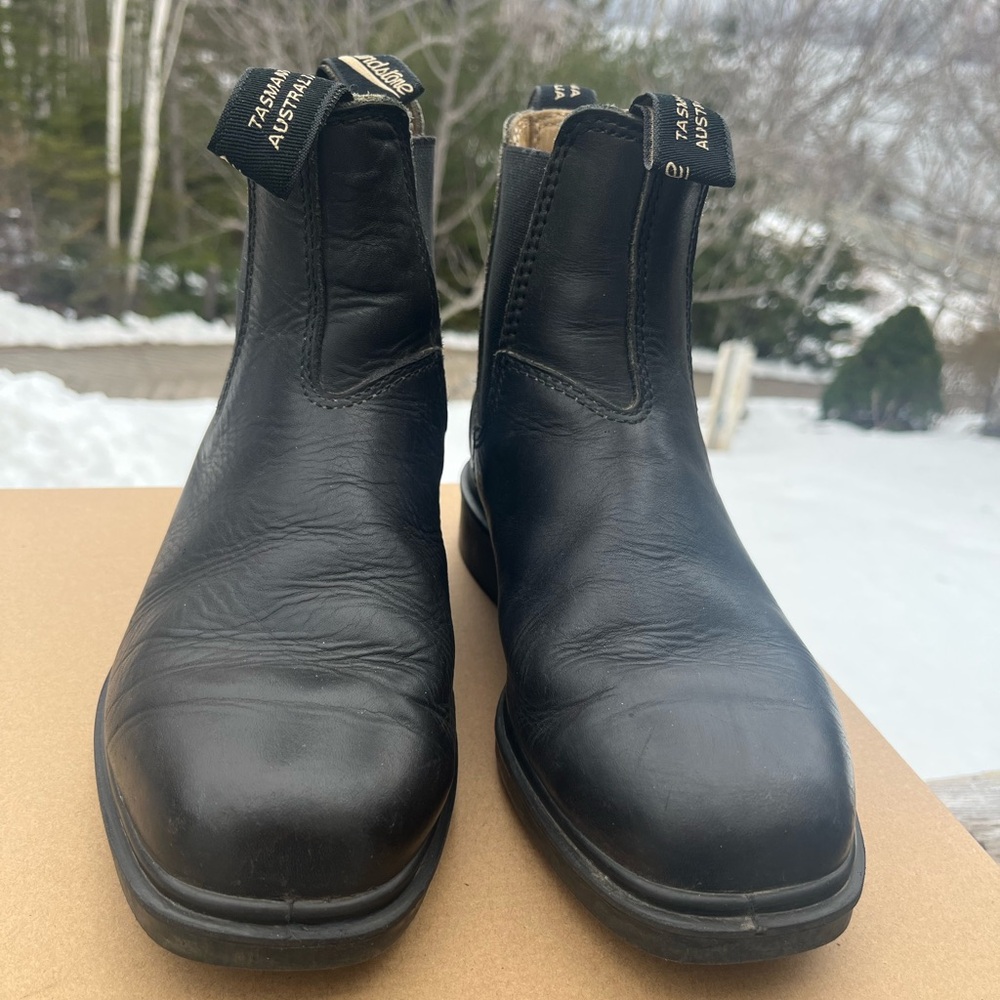 Blundstone Black Leather Chelsea Boots